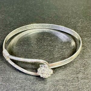 925 Sterling Silver Hook Flower Bangle Bracelet 7.25” Lot#442